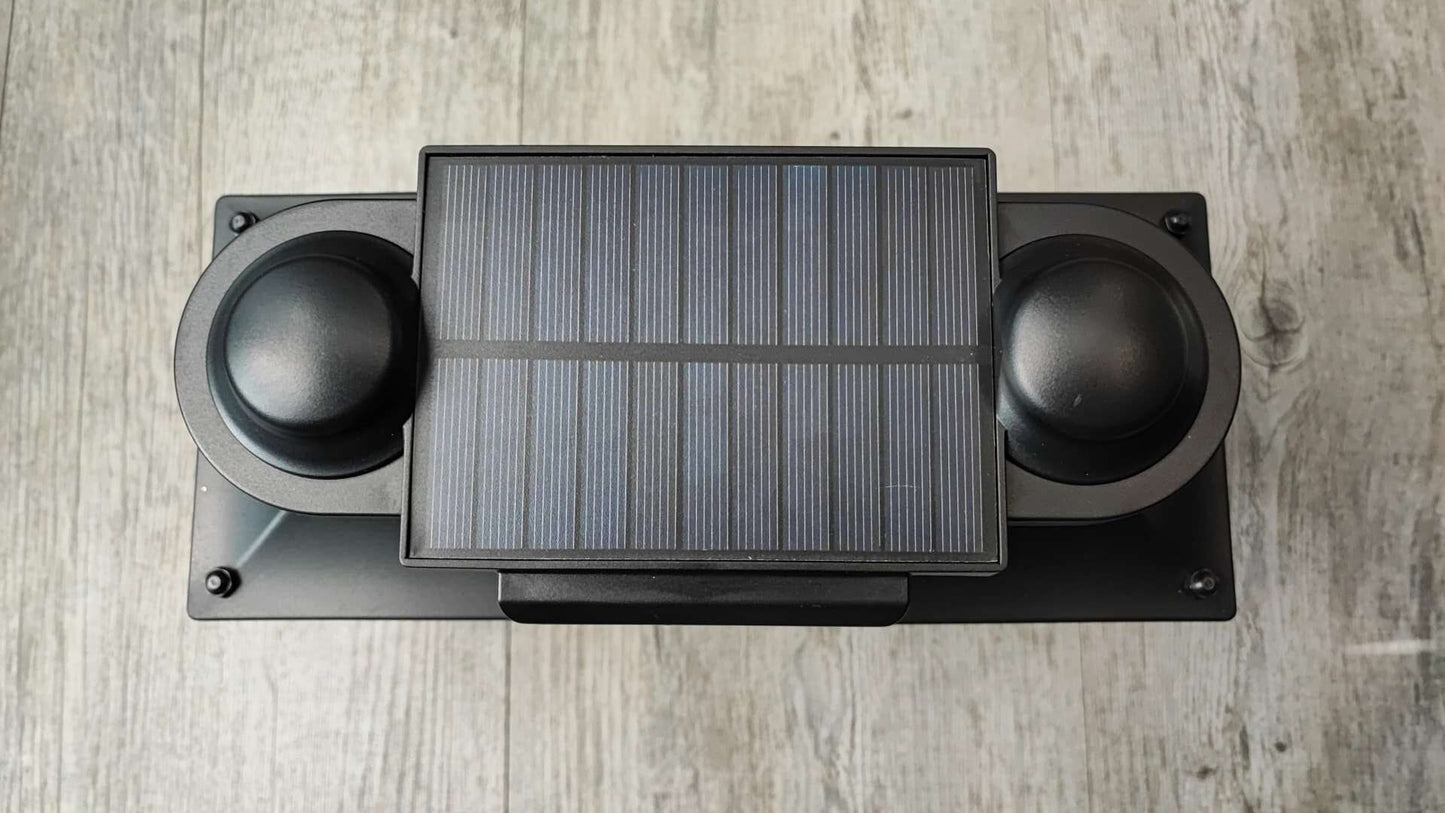 JD-2218 192LED Chip Solar Motion Sensing Remote Controlled Outdoor Light - Bright and Efficient Outdoor Lighting Solution - Electromann SA