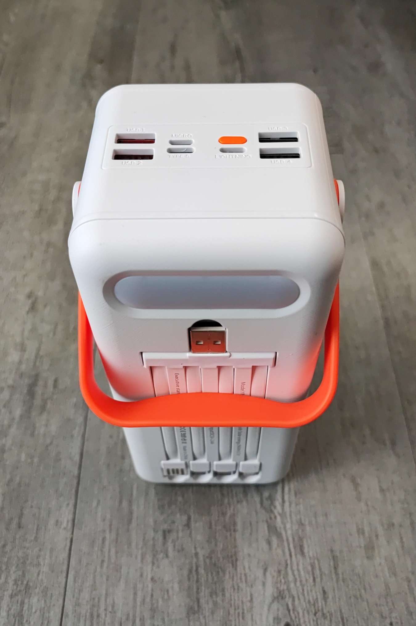 Silipu Huge Capacity 60000mAh 370wh Quad 2.4A USB Solar Power Bank and Mobile Phone Charger - Ultimate Portable Charging Solution - Electromann SA