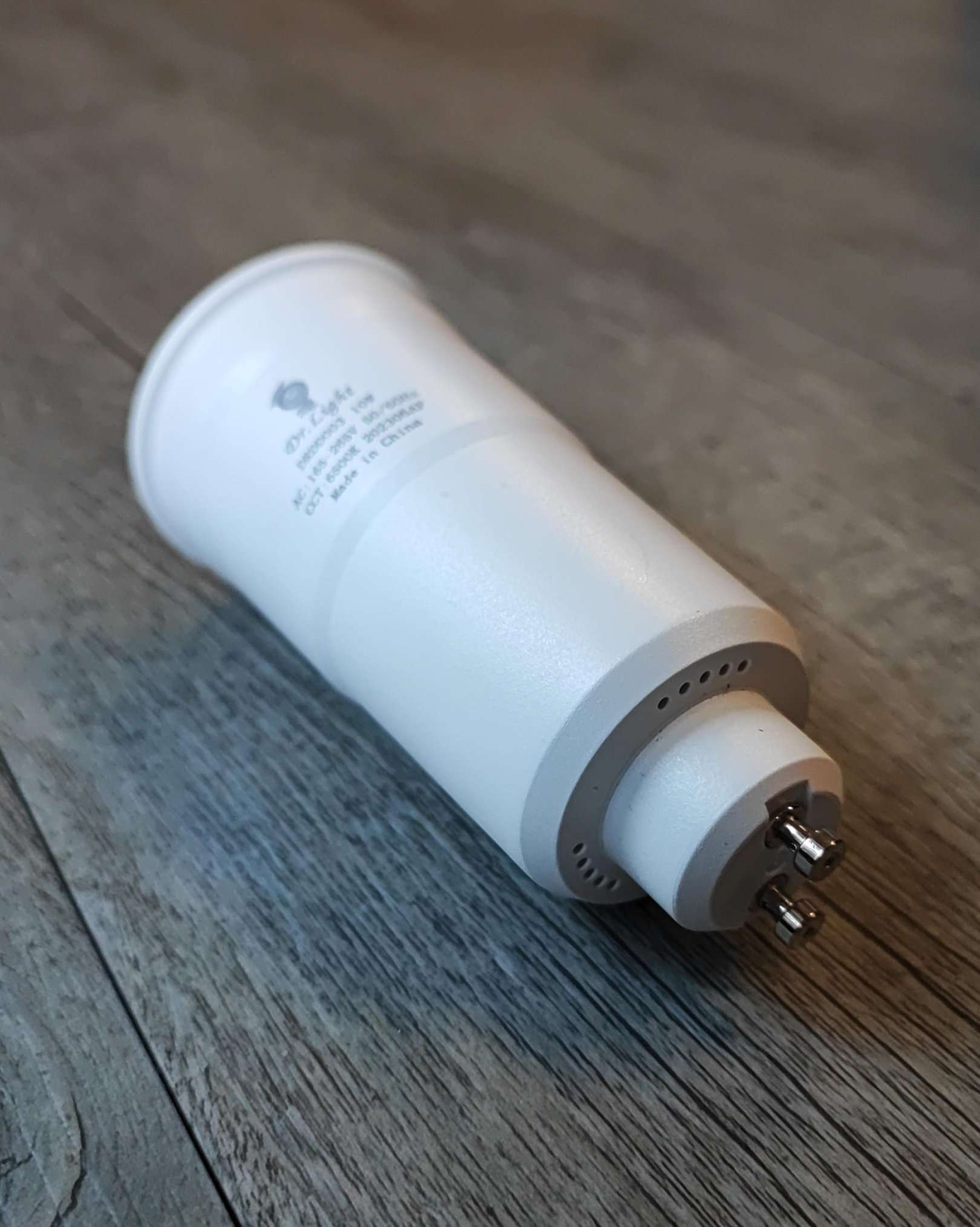 Dr Light 10Watt Smart Rechargeable Emergency LED Downlight Bulb (10006470) - Electromann SA