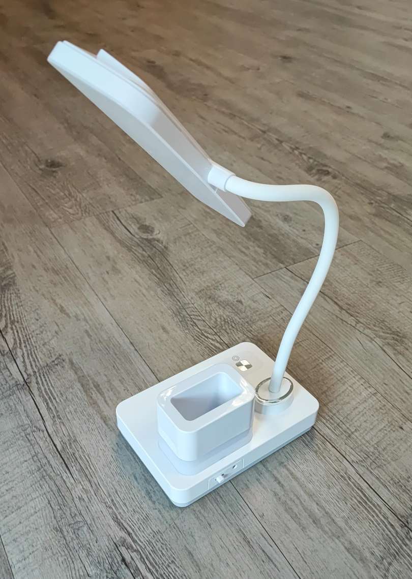 40LED 4 Watt 3 Color Lithium Rechargeable Soft-Touch Desk Lamp - Electromann SA