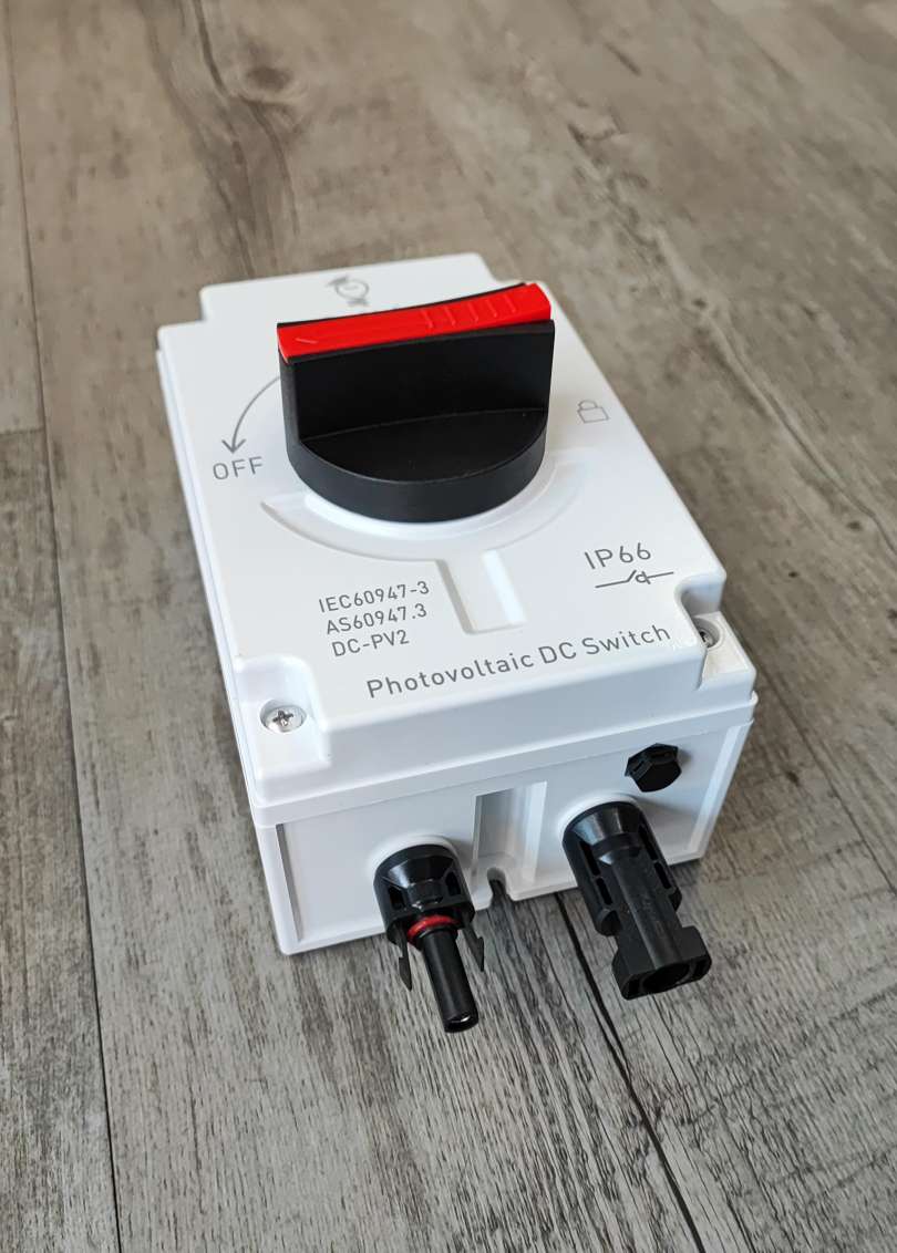 DR Light LONQ-40 40Amp Solar Photovoltaic DC Isolator Switch - Electromann SA