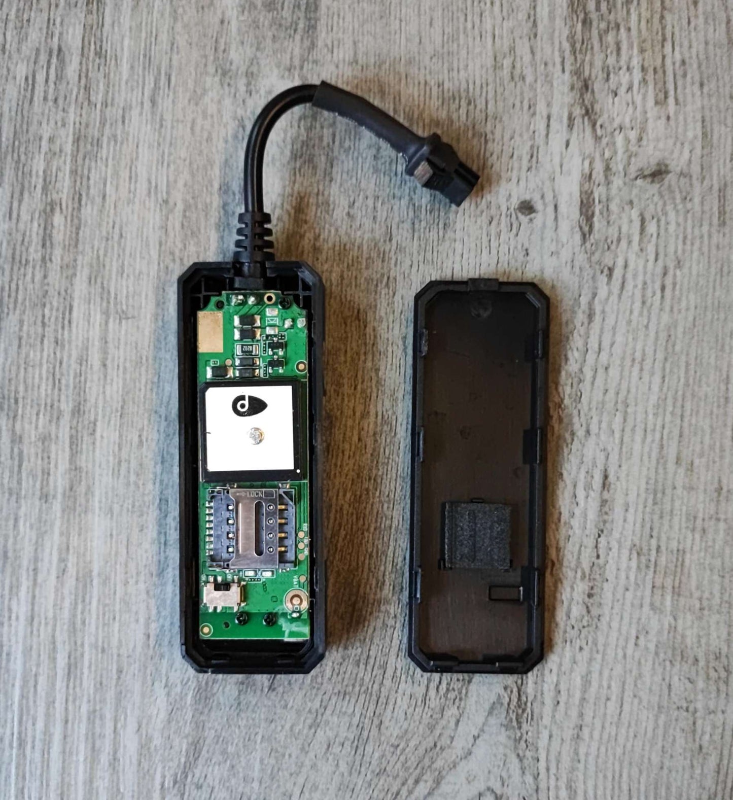 LK710C DIY GPS Live Web and Mobile Phone Based Car Tracker - No Contract - Electromann SA