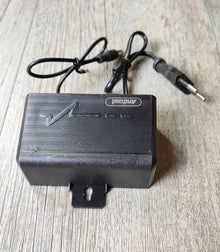 Andowl Q-DC550 Power Supply - 220v AC to 12V DC 2Amp 18w Converter for Charging Electronic Devices - Electromann SA