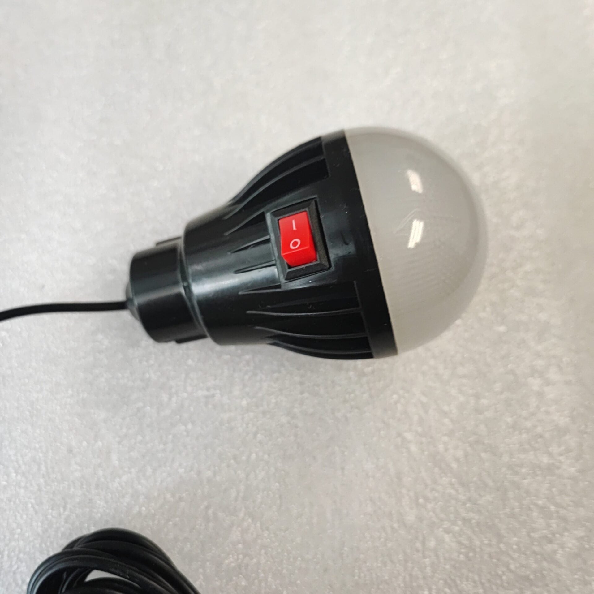 Digimark 3 LED Solar Portable Power Box Mobile Charger and Portable Light - Eco-Friendly Device for Power and Light On the Gol - Electromann SA