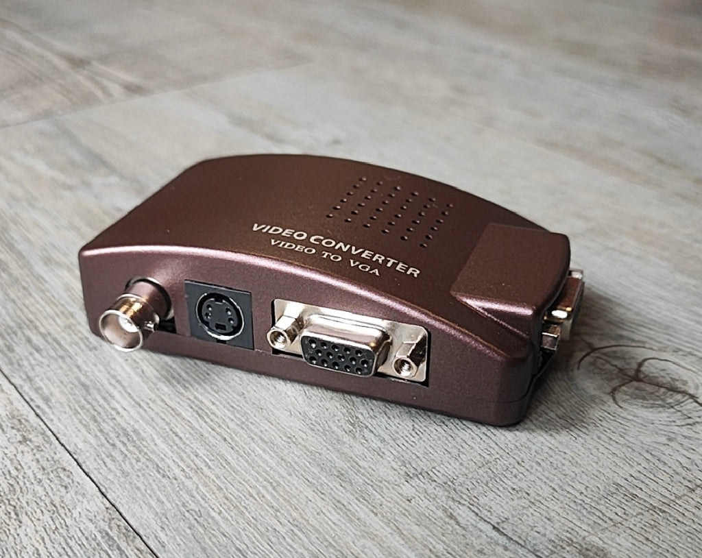 BNC Video, S-Video, and VGA Sources to VGA Display Converter - Electromann SA