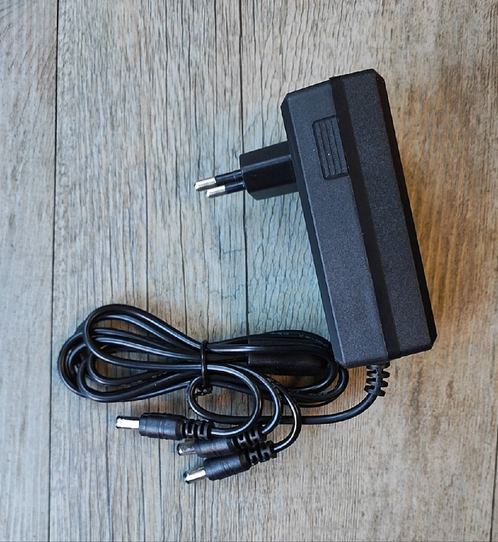 Andowl Q-DC9011 3 in 1 AC230 to DC12v 5Amp Power Supply - Electromann SA
