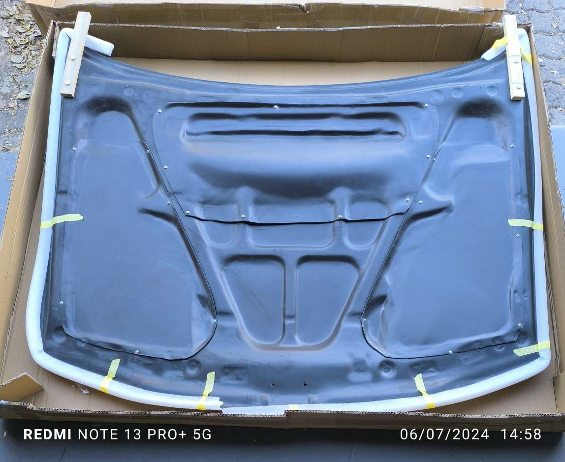 Carbon Fiber CW Style Bonnet Fit For 1998-2000 Subaru Impreza GC8 - Electromann SA