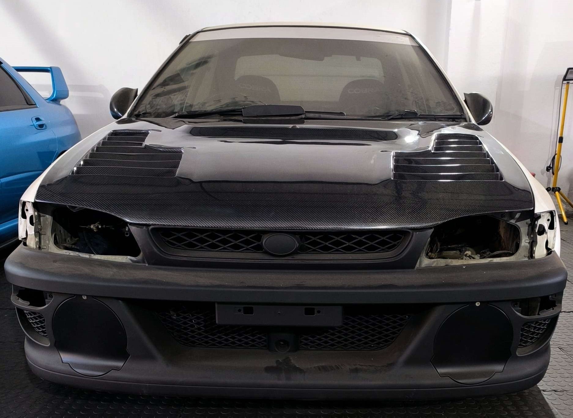 Carbon Fiber CW Style Bonnet Fit For 1998-2000 Subaru Impreza GC8 - Electromann SA