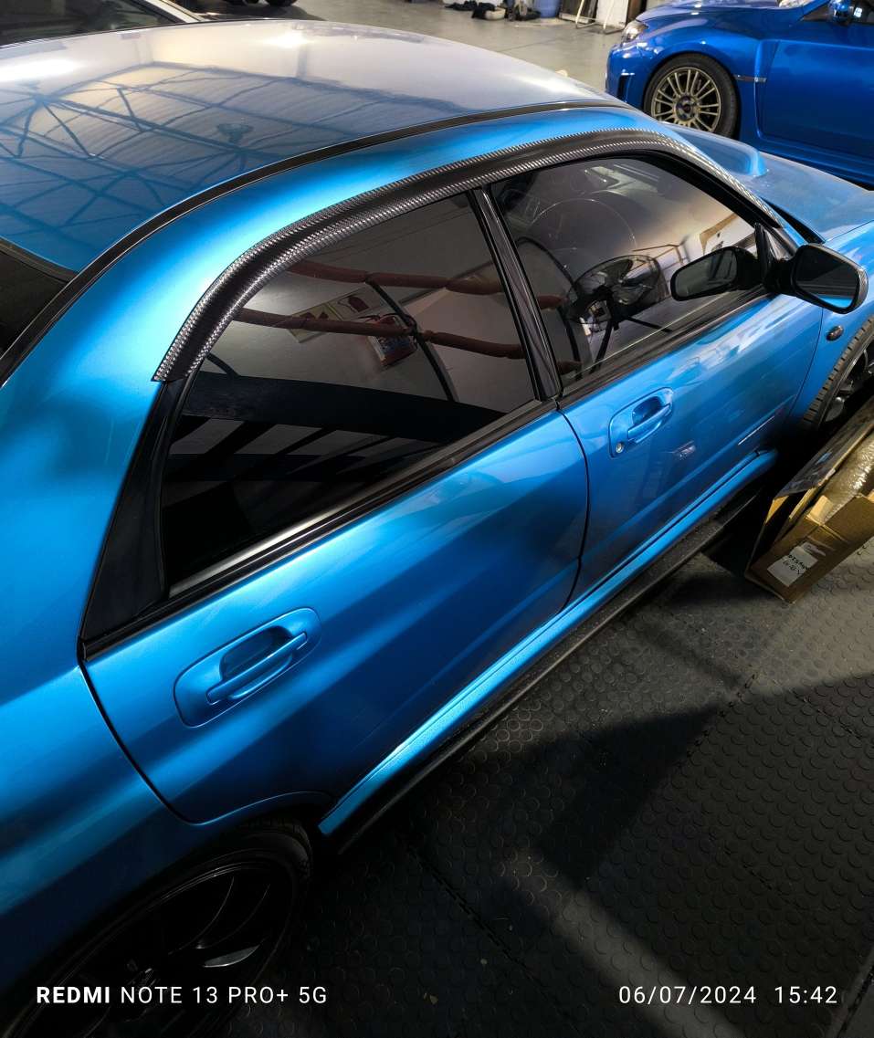 Carbon Fiber 1Piece Wind Deflector Kit fit For 2001-2007 Subaru Impreza WRX and STI (Bugeye/Blobeye/Hawkeye) - Electromann SA