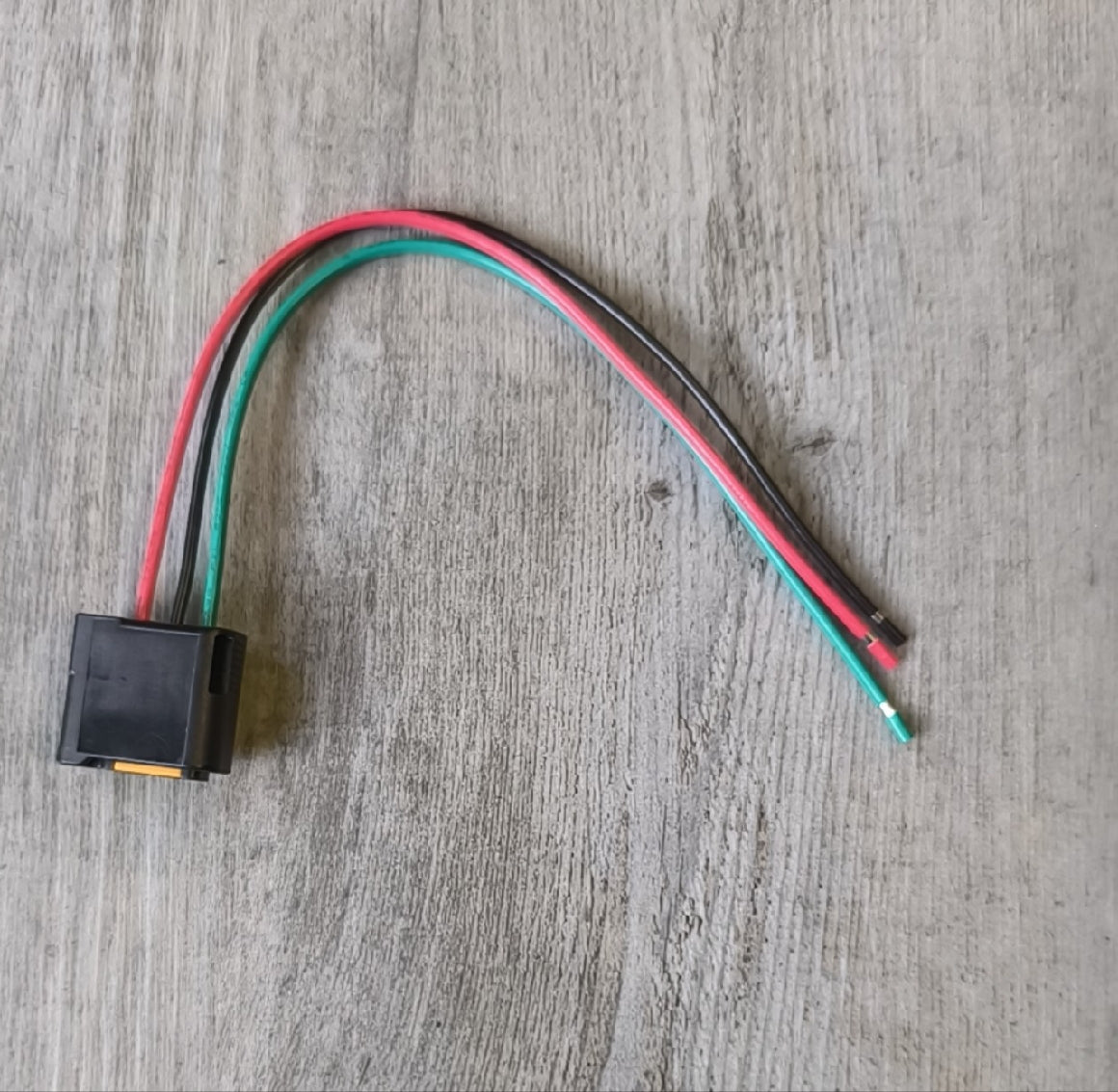 Impreza WRX STI 3-Pin 3Wire Ignition Coil Pack Connector Plug EJ20 EJ25 for Subaru - Electromann SA