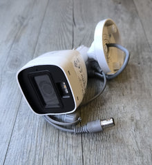 HiLook Hybrid Light 2MP 2.8mm AHD Outdoor Weatherproof Camera - Electromann SA