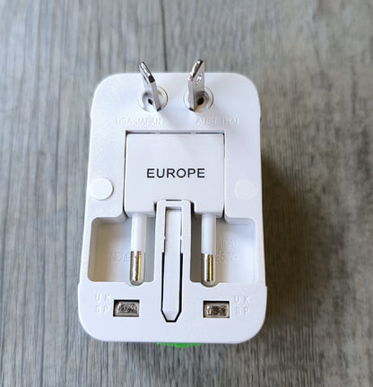 Andowl Q-A178 Universal Multi Connector Travel Adapter - Electromann SA