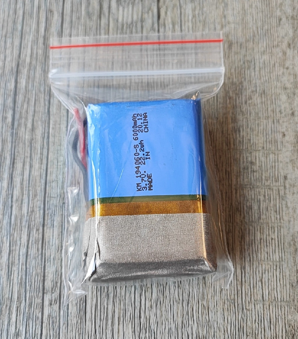 NEW Replacement 3.7v 6000mah (22.2wh) Lithium Battery for VT03D DIY Portable GPS Tracker (10007442) - Electromann SA