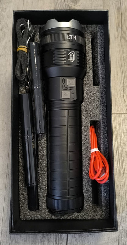 XA-G20 Aluminum Alloy High Power Led Flashlight with 181350 Lithium Batteries - Electromann SA