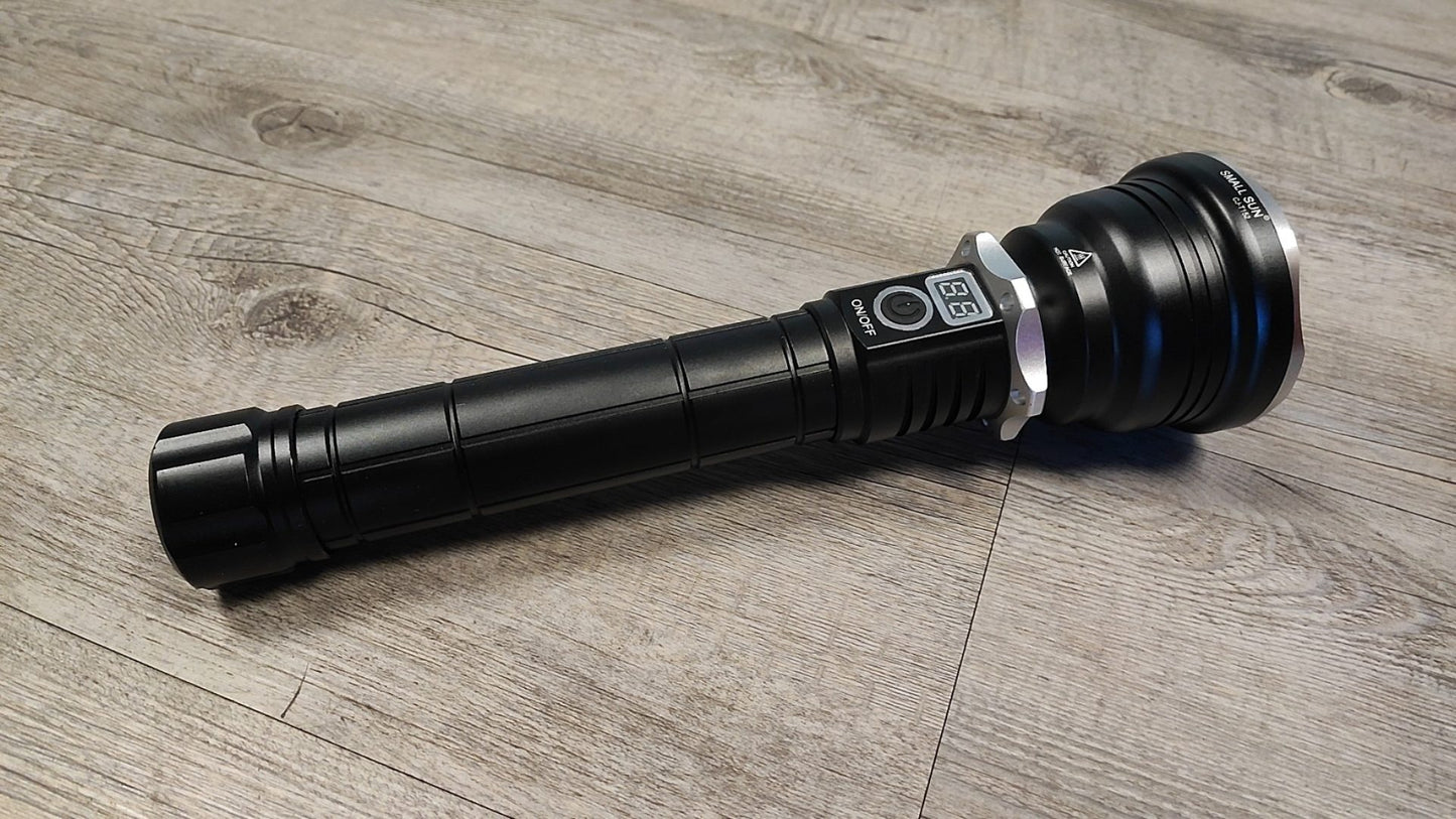 SMALL SUN Aluminum Alloy High Power Led Flashlight with 6800mah 32650 Lithium Batteries - Electromann SA