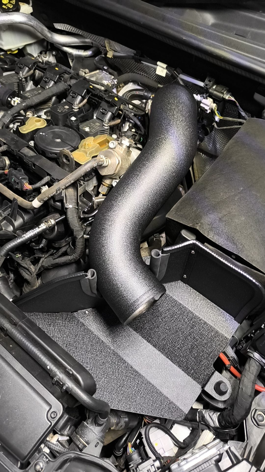 Performance Upgrade Air Intake System for VW Golf MK7/7.5 and Audi S3/TT/TTS 2.0 lit Turbo 2015+ - Electromann SA