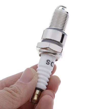 New Replacement F6TC Spark Plug for Pentamark Portable Petrol Generators - Electromann SA