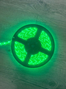 12v DC 5m 150 x 5050Led Chip Green Weatherproof LED Light Strip Roll (10008110)