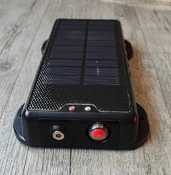 ZZTK900 DIY No-Contract Solar Charged Portable GPS Tracker - Real-Time Tracking for Vehicles and Assets