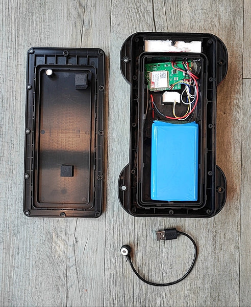 ZZTK900 DIY No-Contract Solar Charged Portable GPS Tracker - Real-Time Tracking for Vehicles and Assets