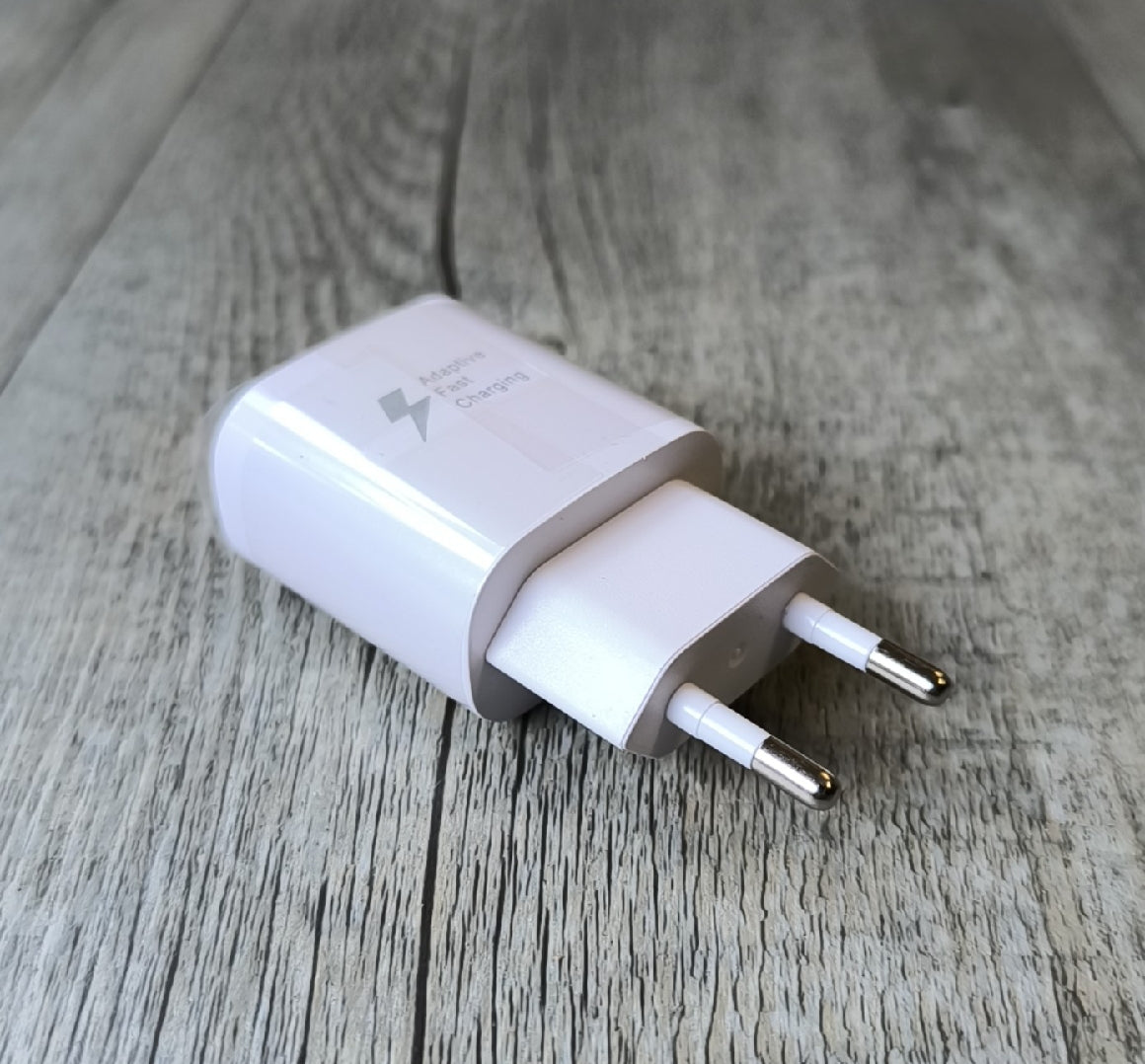 5v 2Amp USB Wall Charger - Compact and Efficient Charger for Smartphones and Tablets