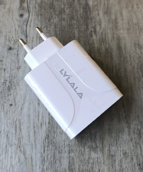 LAYLALA USB+PD18W Port 48Watt Quick Charge Hub - Fast and Efficient Charging Solution