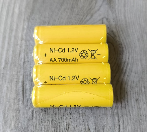 4pc AA 700mah 1.2v Rechargeable Ni-Cd Battery Pack