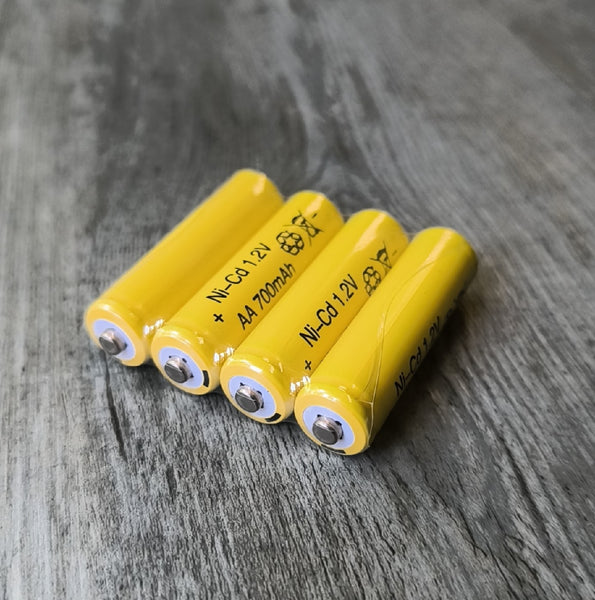 4pc AA 700mah 1.2v Rechargeable Ni-Cd Battery Pack