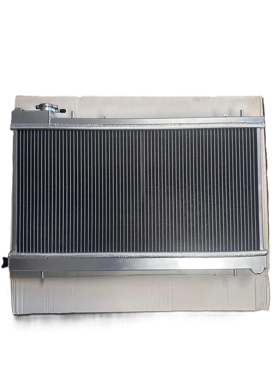 Aluminum Radiator For Subaru Forester & Impreza/Outback 2.2L/2.5L - EJ25/EJ22 Engine 1998-2002 - Electromann SA