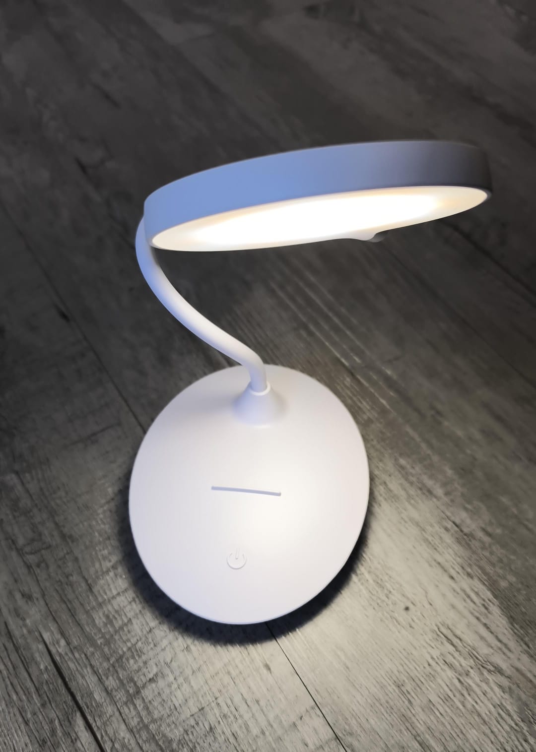 Redisson Smart Rechargeable Touch Switch Desk Lamp with 4 modes (10007801) - Electromann SA