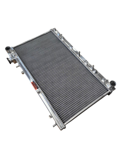 SPAWON Aluminum Radiator For Subaru Forester & Impreza/Outback 2.2L/2.5L - EJ25/EJ22 Engine 1998-2002 - Electromann SA