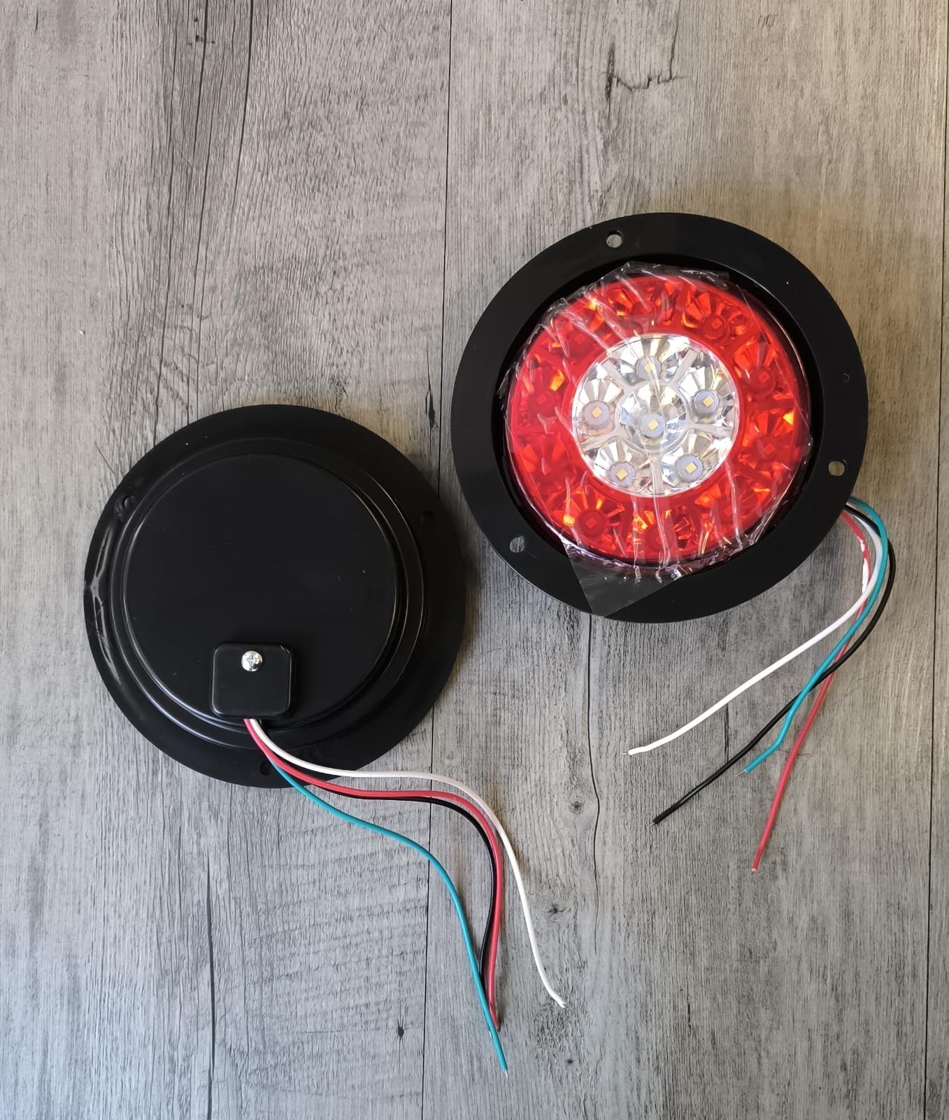 2Pcs 24v Round Truck/Trailer 16LED Rear Tail Stop Light RED + White - Electromann SA